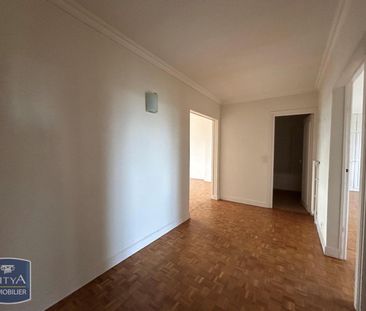 Location Appartement 3 pièces 79m² BLOIS 41000 - Photo 5