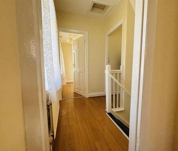 Bank Road, Atherstone, CV9 - Photo 2