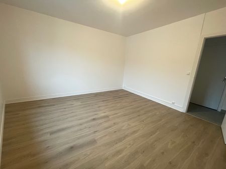 Location Appartement 2 pièces 44m² - Photo 2