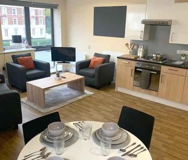 Ensuite Gold - Photo 6