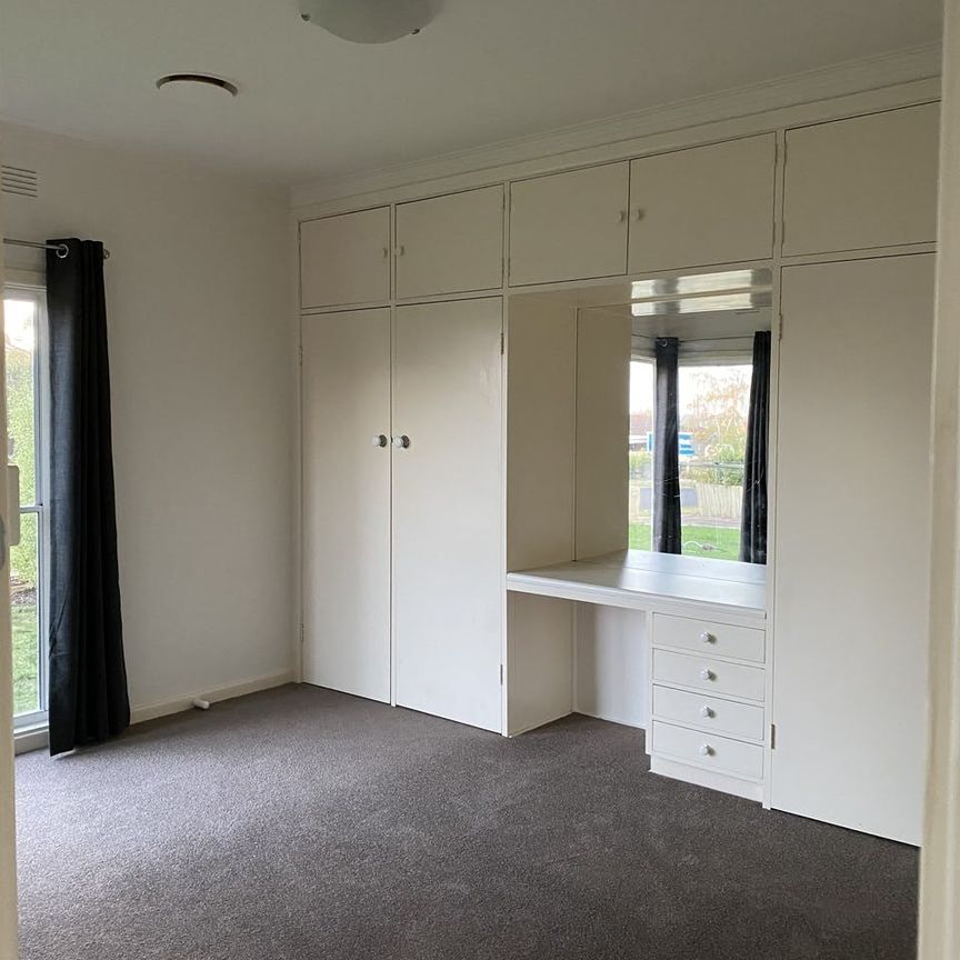 Fantastic well maintained 3 bedroom home. - Photo 1