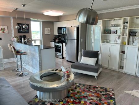 2121 Lake Shore Boulevard W #1102 - Photo 2