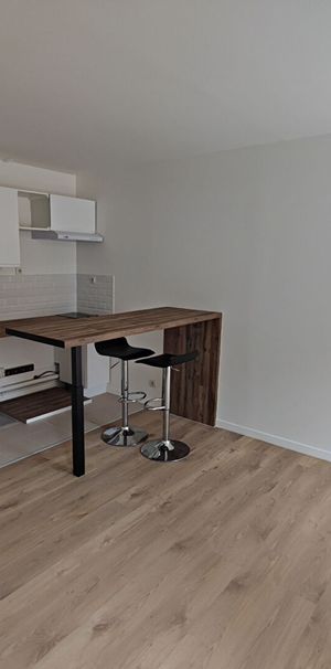 Location appartement 1 pièce, 23.28m², Yerres - Photo 1