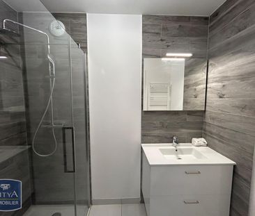 Location Appartement 1 pièce 38m² CLERMONT FERRAND 63000 - Photo 4