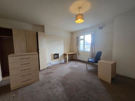 Great West Road, Hounslow TW5, London - Photo 5