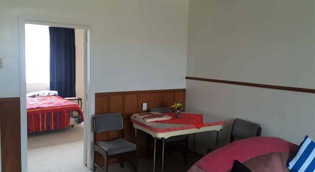 Sunny cosy super quiet flat - Photo 1