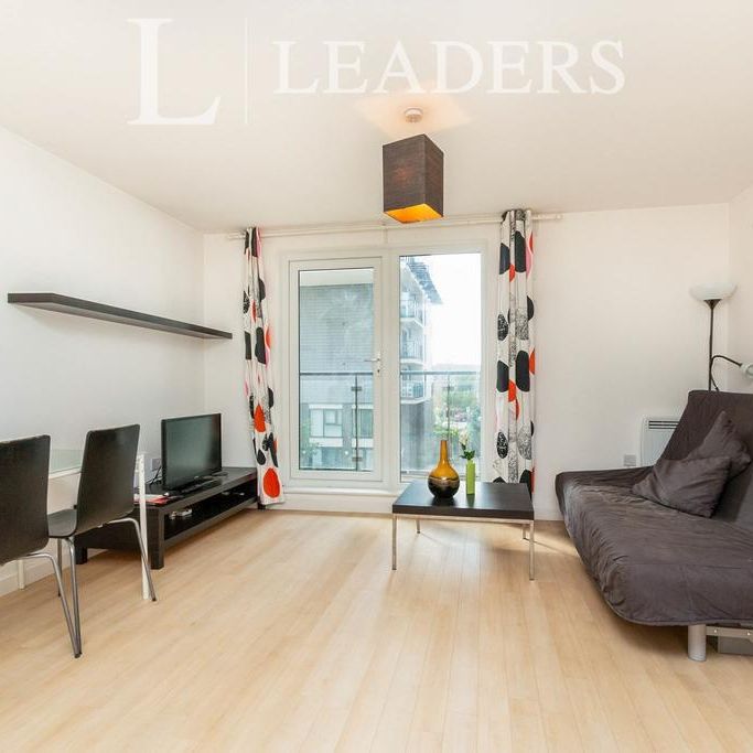 1 bedroom flat to rent - Photo 1