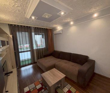 Kiadó felújított panel lakás - Tiszaújváros - Photo 2