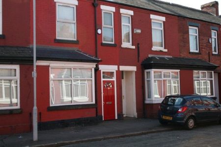 6 bedroom house to rent Brailsford Road, Manchester, Greater Manchester, M14 - Photo 2