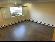 Large and Clean Mount Royal Apartment | 8 - 1803 9 Street, Calgary - Photo 1