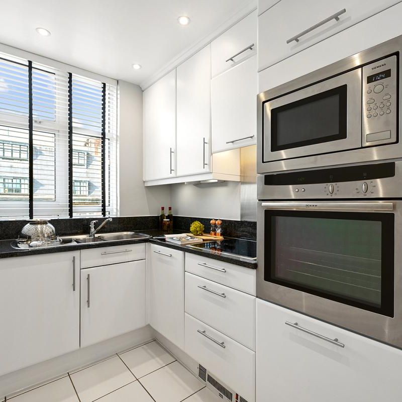 1 bedroom flat in Knightsbridge - Photo 1