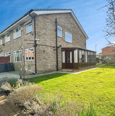 Room in a Shared House, Churchfield Road, M6 - Photo 5