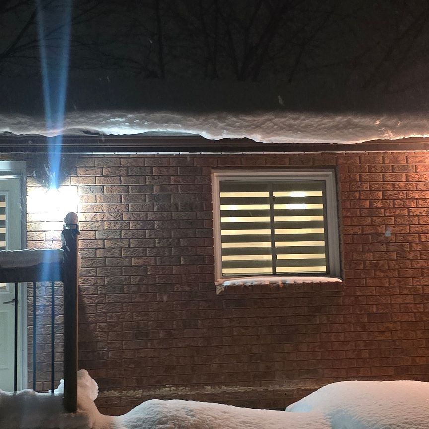 For Lease - 2267 25th Side Road, Innisfil, Ontario - Photo 1