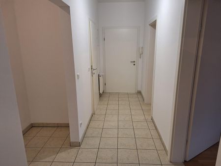 Sonnige 3-Zimmer Wohnung in der Sophiengutstraße 31 / Froschberg - Foto 3