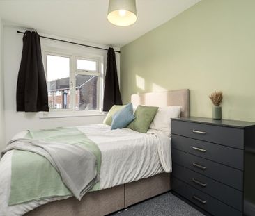 5 bedroom house of multiple occupation to rent - Photo 5