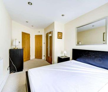 Beckford Close, Kensington, W14 - Photo 4