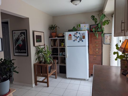 For Lease - 25 Wice Road, Barrie, Ontario - Photo 1