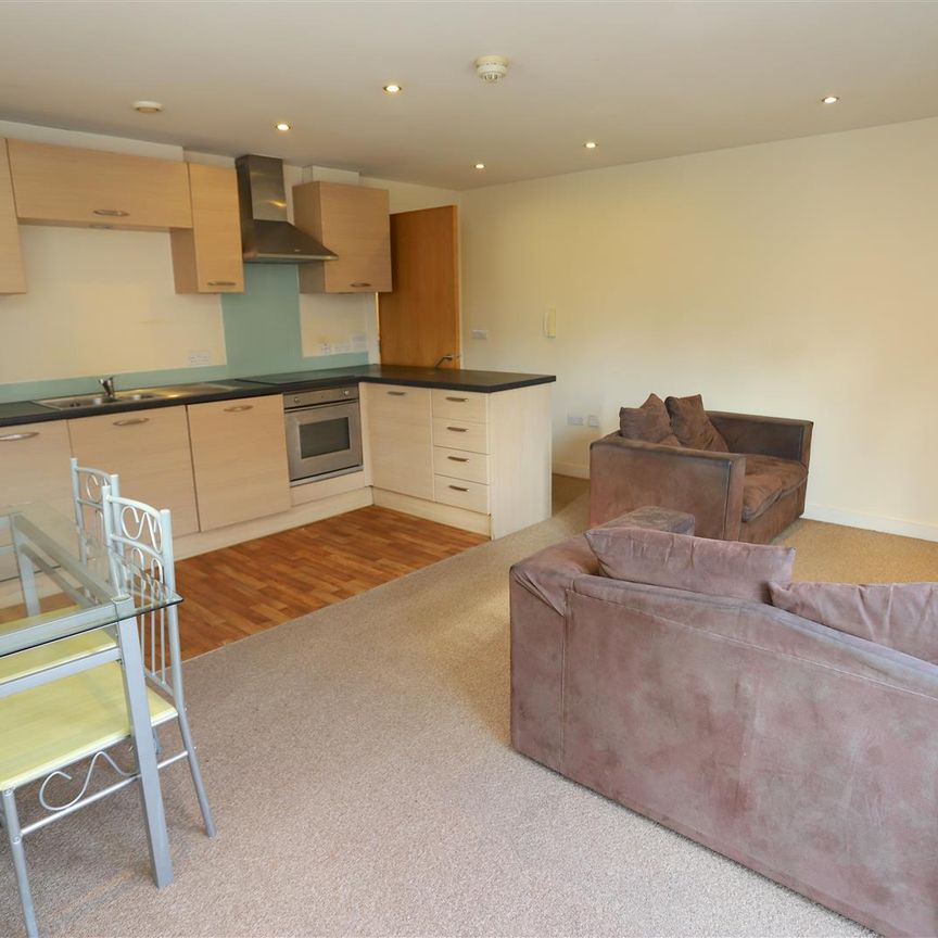 The Pulse, Old Trafford - Photo 1