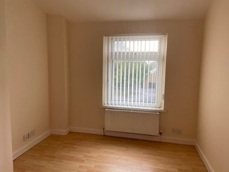 Coronation Road, Llanelli, Carmarthenshire, SA15 1PF - Photo 4