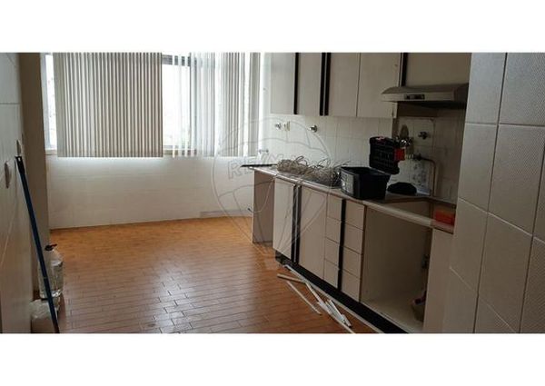 Apartamento T2 em Setúbal
