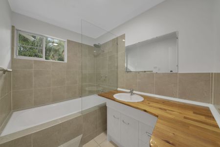 MOVE-IN-READY GEM IN NEW AUCKLAND - Photo 5