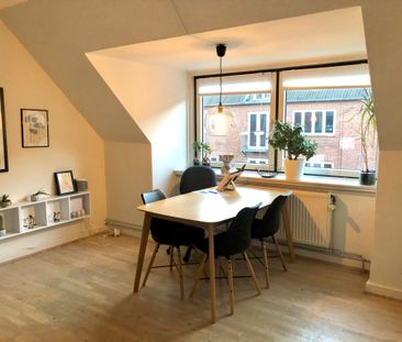 Hyggelig 3-værelses lejlighed i roligt kvarter - Foto 3