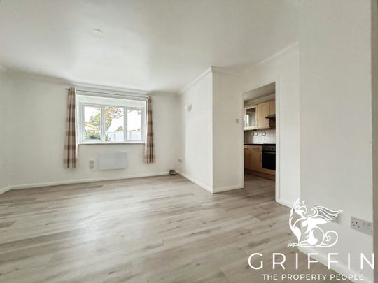 Chestnut Road, Vange, Basildon, SS16 - Photo 1