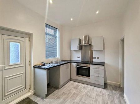 2 bedroom terraced house to rent - Photo 3