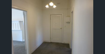 GREAT RIVER VIEWS, TWO BEDROOM SPACIOUS APARTMENT - Photo 2