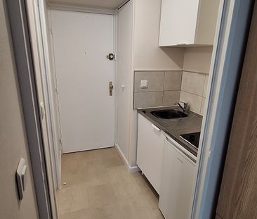 Location Appartement 1 pièce 18m² MONTPELLIER 34090 - Photo 2