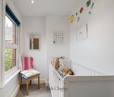 3 bedroom semi-detached house to rent - Photo 5