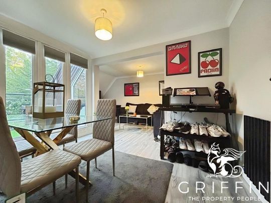 Woodstock Crescent, Laindon, Basildon, SS15 - Photo 1