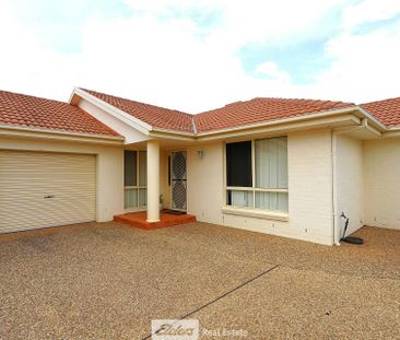 North Griffith - Photo 1