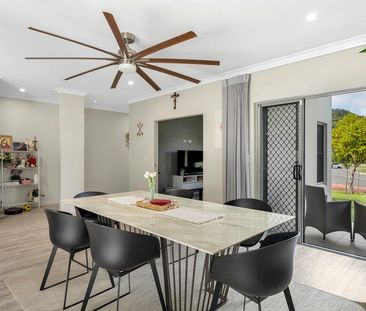 Executive Family Home - Fully Furnished - Photo 2