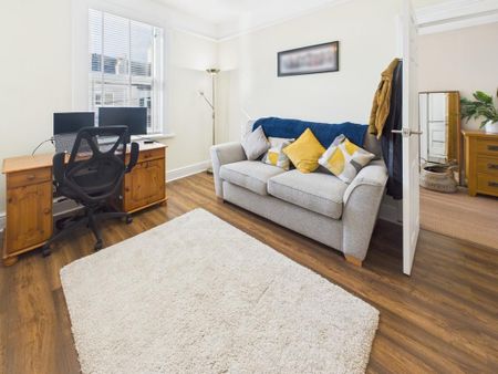 2 bedroom terraced house to rent - Photo 3