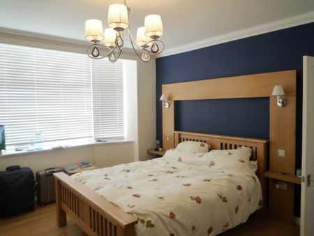 4 Rubislaw Park Crescent, Aberdeen, AB15 8BT - Photo 3