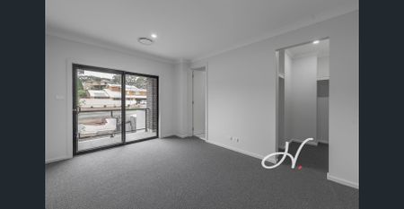 NEW BENCHMARK LUXURY: BRAND NEW ELEGANT 4-BEDROOM ELEEBANA RESIDENCE - Photo 4