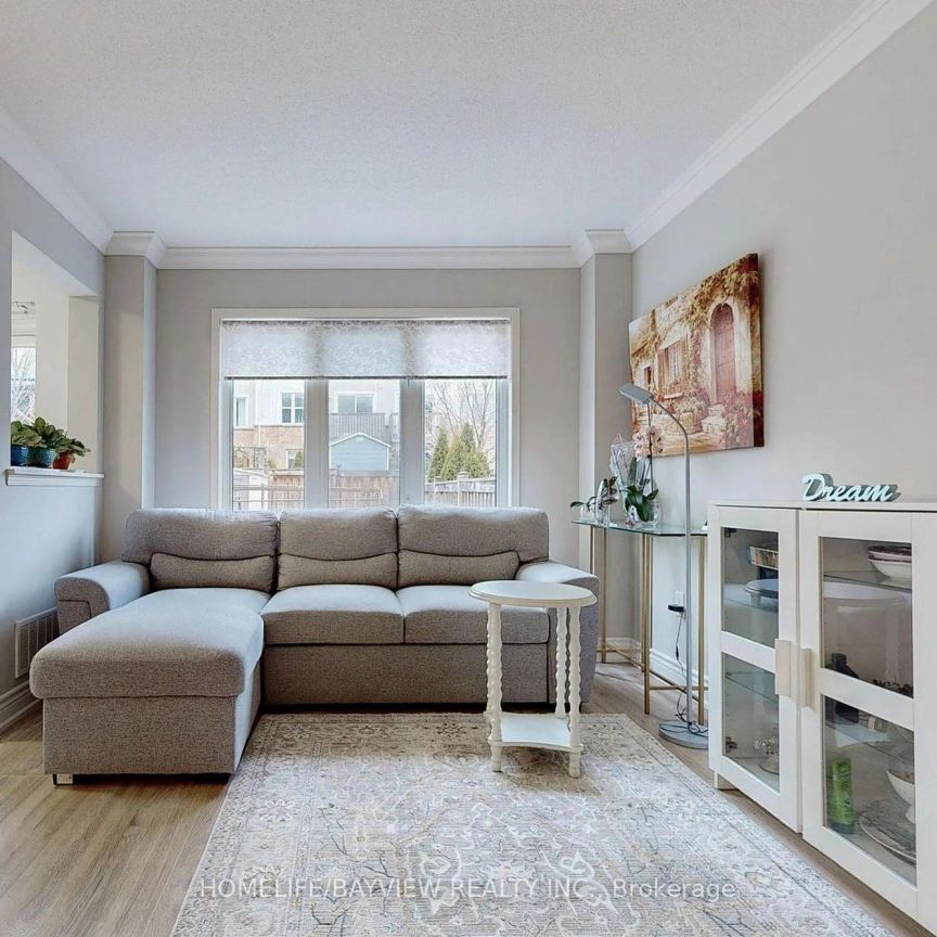 Condo Townhouse For Lease | N9255432 - Photo 1