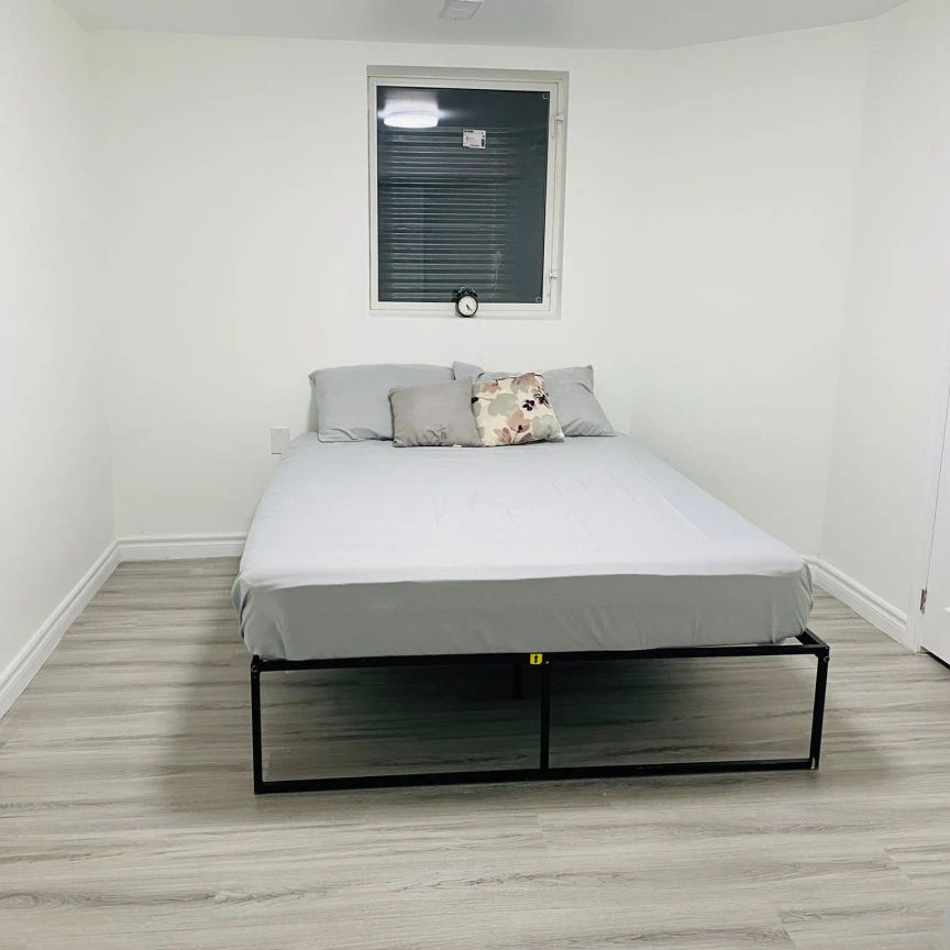 5044 Guildwood Way #Basement - Photo 1