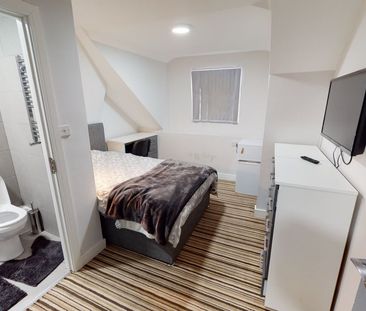 38 George Road Selly Oak - Photo 2