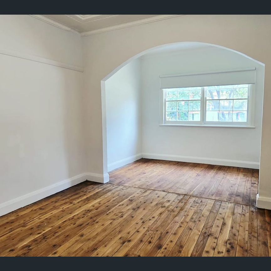 Charming 4 Bedroom Home - Photo 1