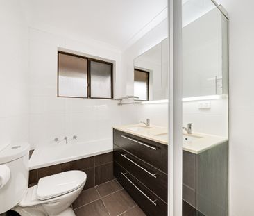 1/11-13 Kyngdon Street, Cammeray NSW 2062 - House For Rent | Domain - Photo 4