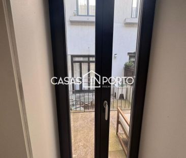 T1 Mobilado com Pátio Privativo | Próximo do Mercado do Bolhão - Foto 5