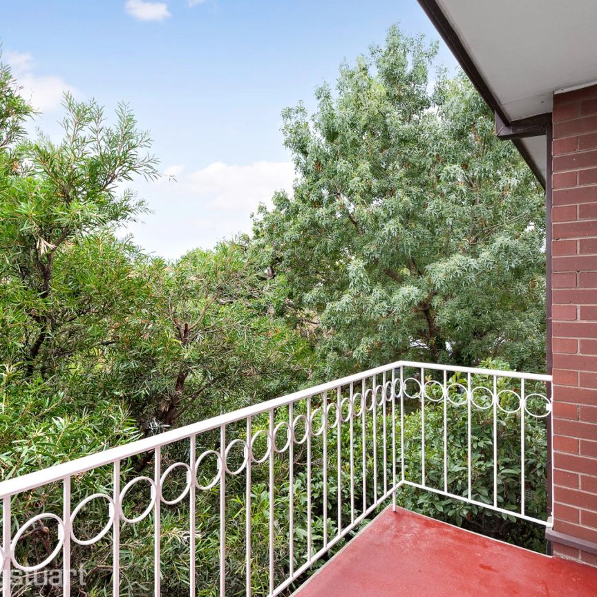 2 Bedroom Apartment - Photo 1