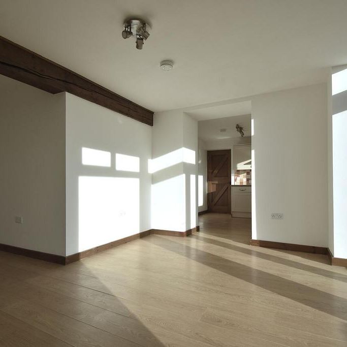 2 bedroom cottage to rent - Photo 1