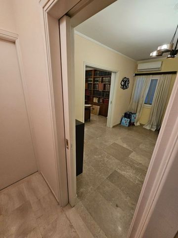 Διαμέρισμα για ενοικίαση Μουσείο (Εξάρχεια - Νεάπολη) - Φωτογραφία 2