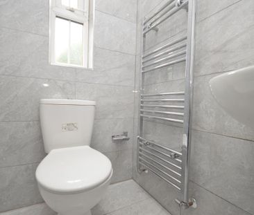 4 bedroom semi-detached house to rent - Photo 6
