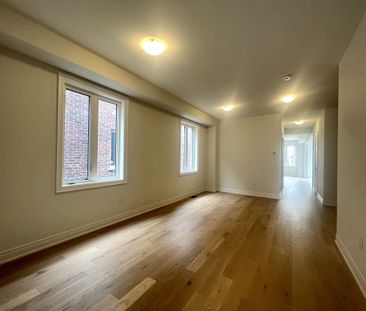 For Lease - 65 Kentledge Avenue, East Gwillimbury, Ontario - Photo 5