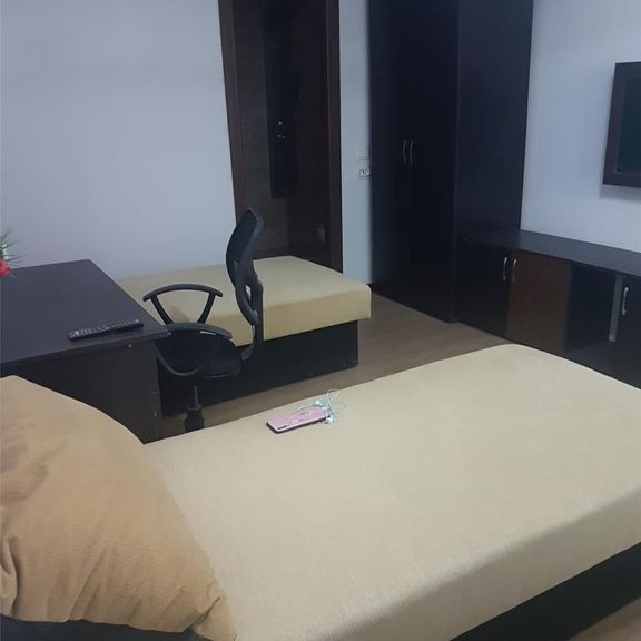 8 garsoniere mobilat lux Patelimon langa Clinica Med Europa - Fotografie 1