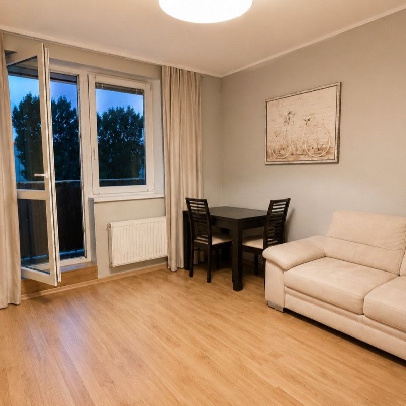 Luboń, zadbane 2-pokojowe z balkonem i piwnicą - Zdjęcie 1
